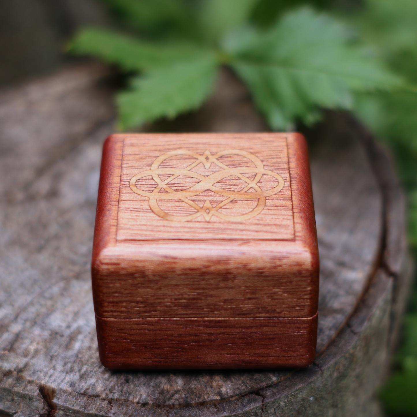 Ring Box - Mahogany with Maple Inlay
